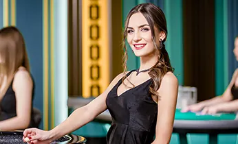 Hỗ trợ khách hàng Gwin 24/7